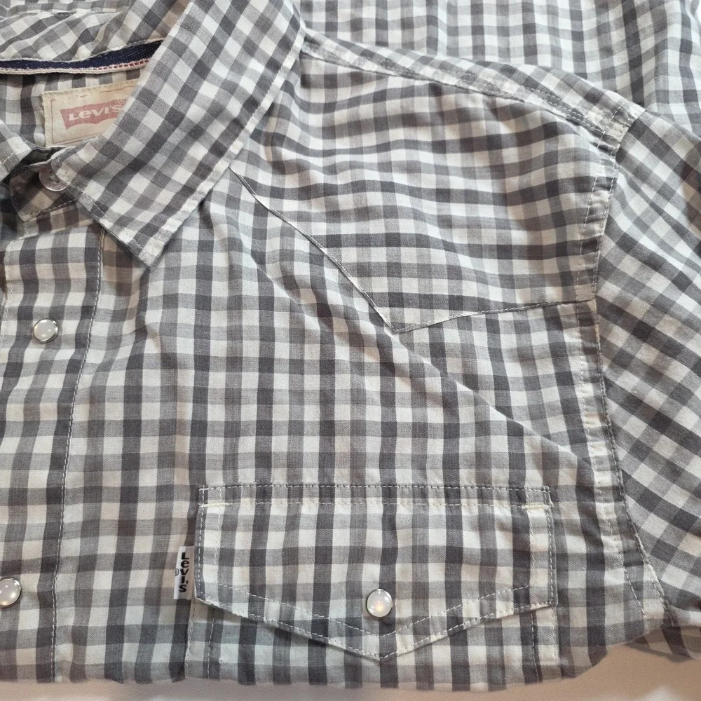 Levi's Strauss & Co Western Gray And White Checked Buttoned Western Shirt XL